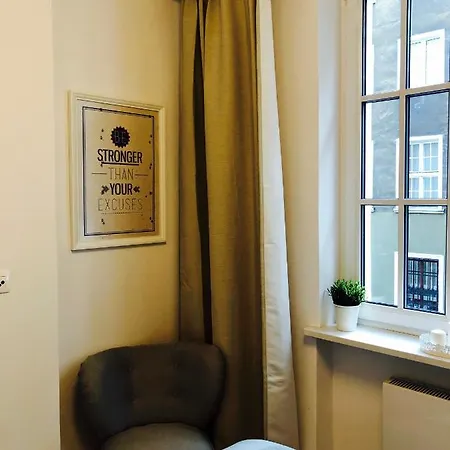 Retro Old Town Apartment