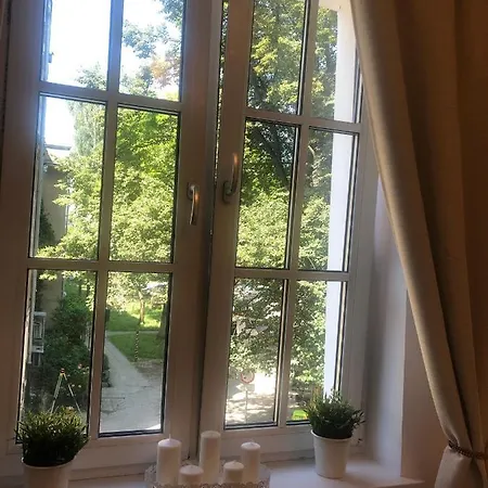 Retro Old Town Apartment